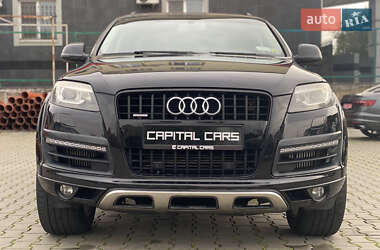 Позашляховик / Кросовер Audi Q7 2015 в 