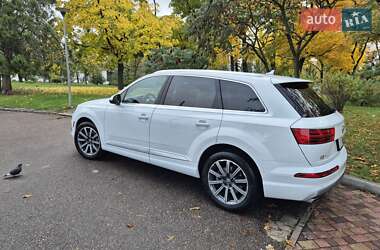 Внедорожник / Кроссовер Audi Q7 2017 в Черкассах