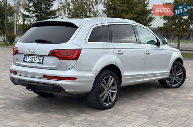 Позашляховик / Кросовер Audi Q7 2011 в 