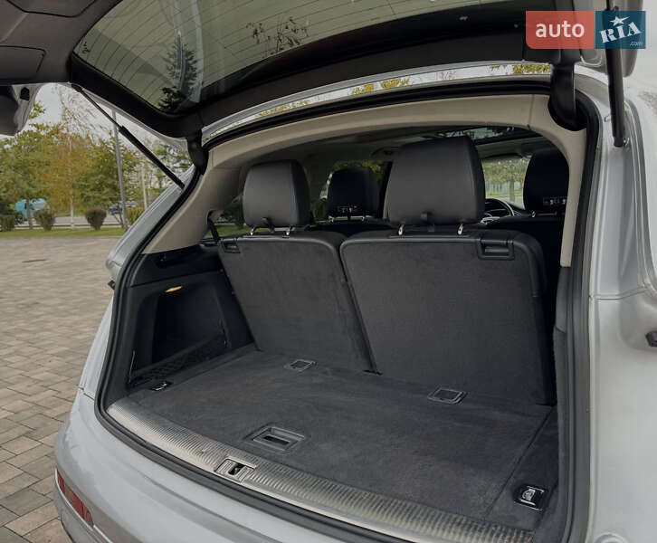 Позашляховик / Кросовер Audi Q7 2011 в Івано-Франківську