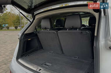 Позашляховик / Кросовер Audi Q7 2011 в 