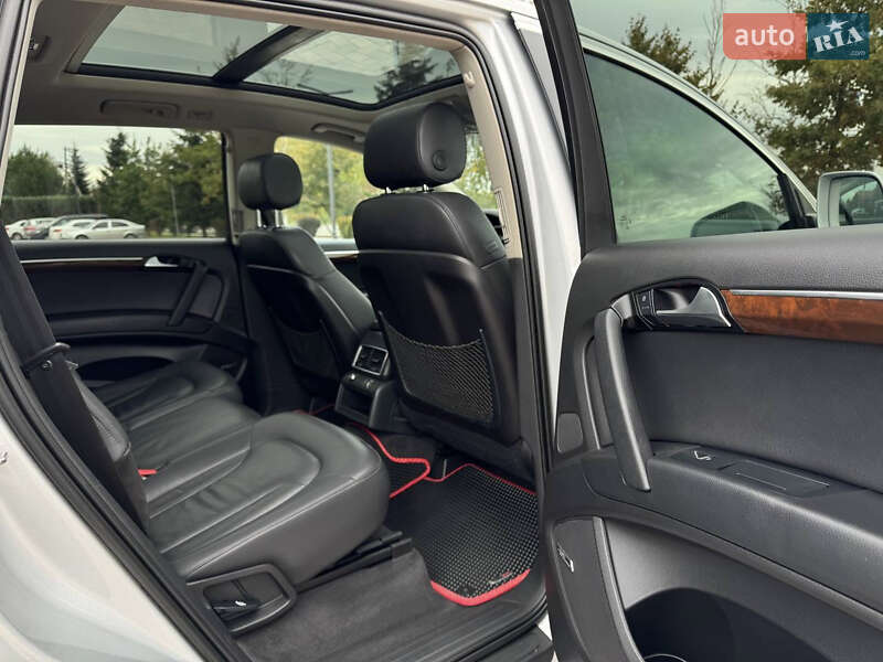 Позашляховик / Кросовер Audi Q7 2011 в Івано-Франківську