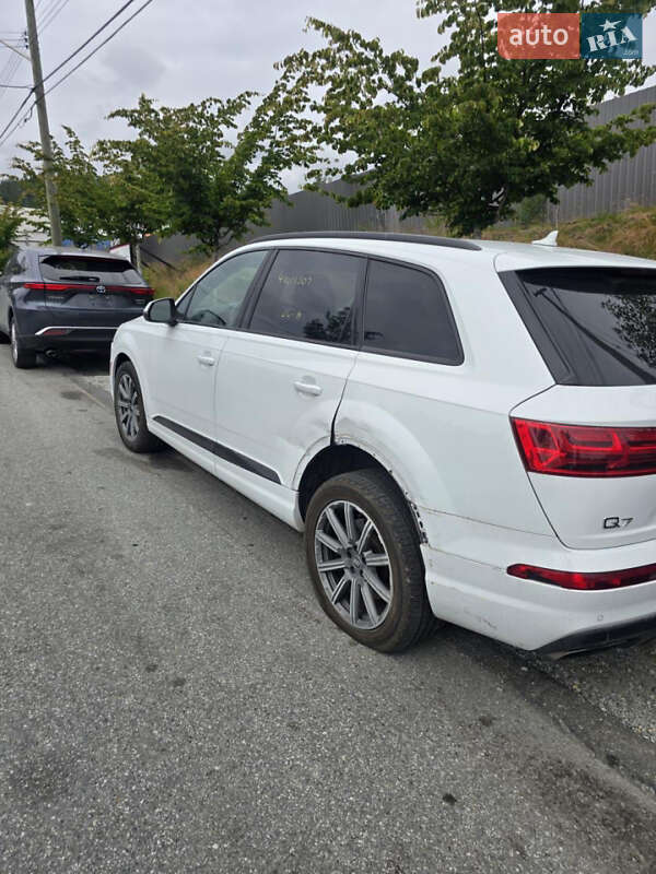 Позашляховик / Кросовер Audi Q7 2019 в Чернігові