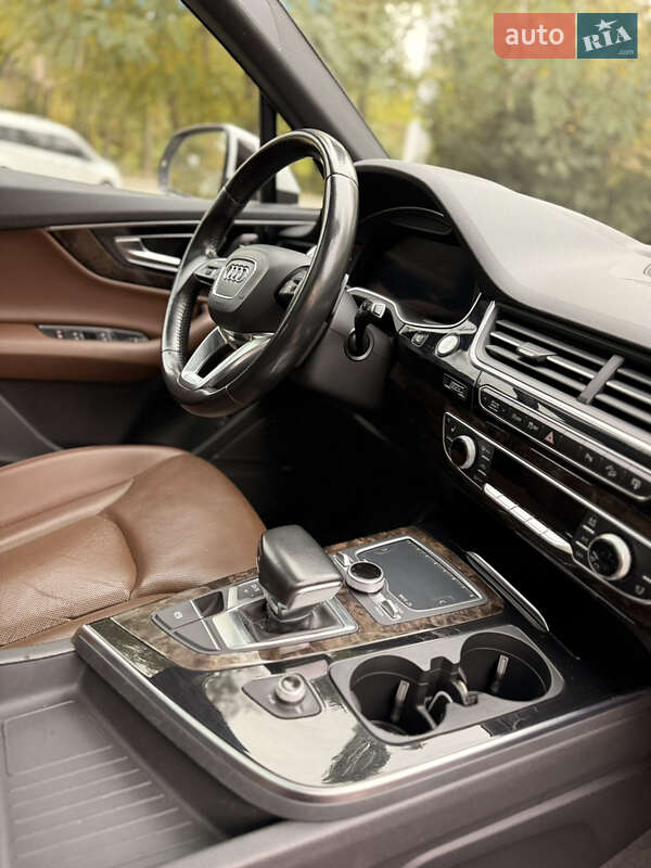 Внедорожник / Кроссовер Audi Q7 2016 в Одессе фото 11 Внедорожник / Кроссовер Audi Q7 2016 в Одессе