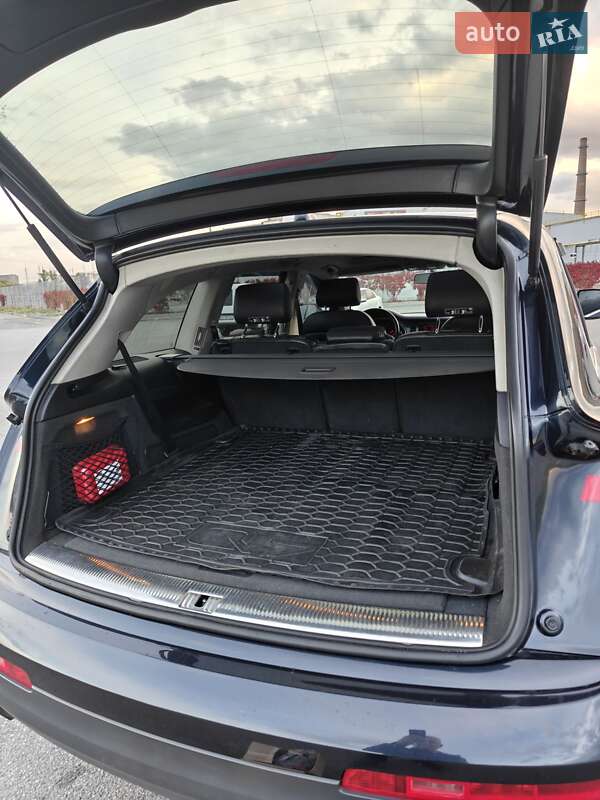Позашляховик / Кросовер Audi Q7 2007 в Дніпрі