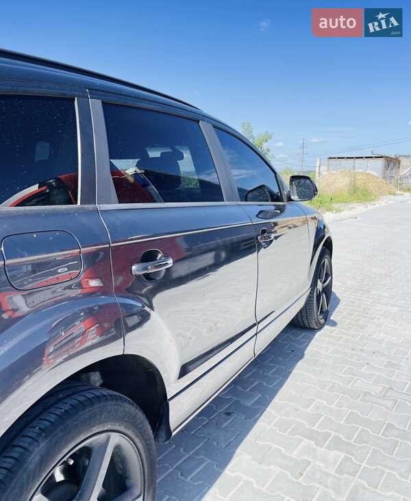 Позашляховик / Кросовер Audi Q7 2014 в Львові