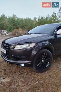 Позашляховик / Кросовер Audi Q7 2006 в 