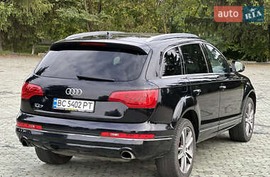 Позашляховик / Кросовер Audi Q7 2012 в 
