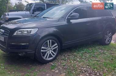 Внедорожник / Кроссовер Audi Q7 2006 в 