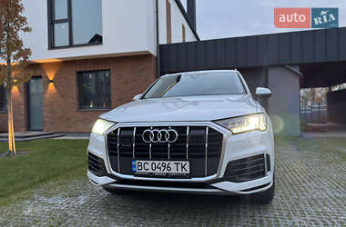 Внедорожник / Кроссовер Audi Q7 2022 в 