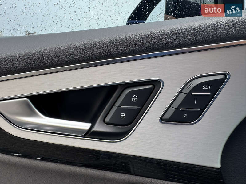 Внедорожник / Кроссовер Audi Q7 2016 в Ивано-Франковске