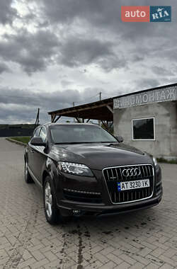 Позашляховик / Кросовер Audi Q7 2013 в 