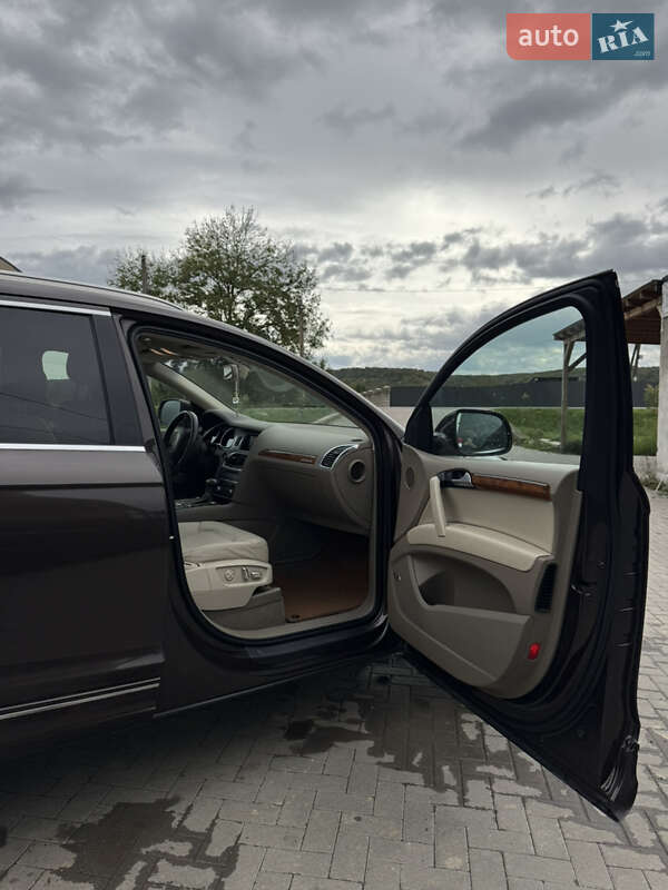 Внедорожник / Кроссовер Audi Q7 2013 в Коломые