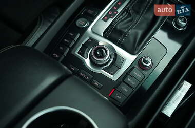 Внедорожник / Кроссовер Audi Q7 2013 в 