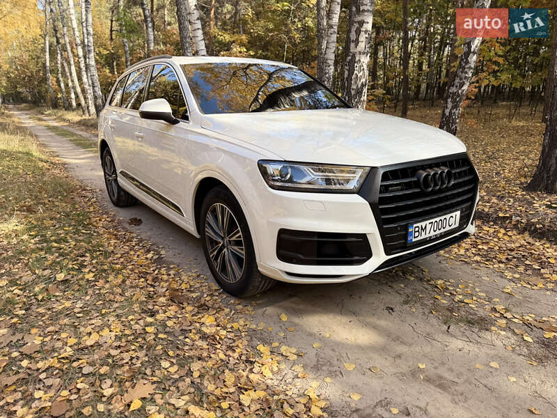 Позашляховик / Кросовер Audi Q7 2017 в Полтаві