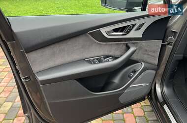 Внедорожник / Кроссовер Audi Q7 2019 в 
