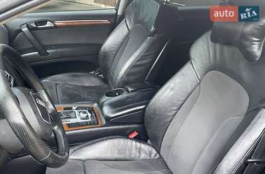 Позашляховик / Кросовер Audi Q7 2007 в 