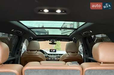 Позашляховик / Кросовер Audi Q7 2016 в 