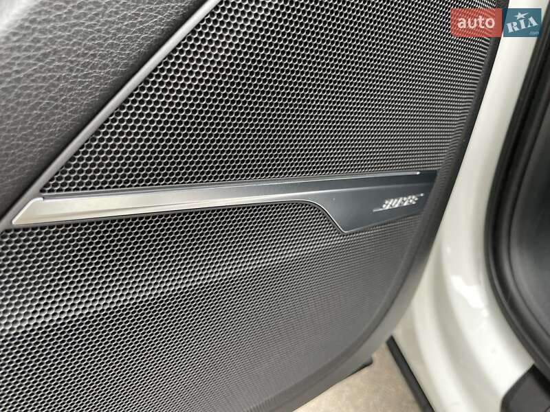 Внедорожник / Кроссовер Audi Q7 2019 в Киеве