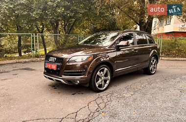 Внедорожник / Кроссовер Audi Q7 2014 в Ровно