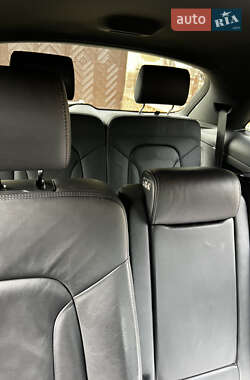 Позашляховик / Кросовер Audi Q7 2008 в 
