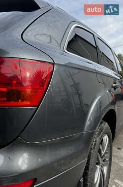 Позашляховик / Кросовер Audi Q7 2008 в 