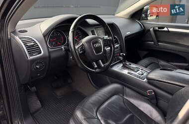 Позашляховик / Кросовер Audi Q7 2008 в 