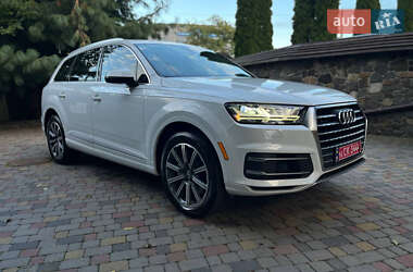 Позашляховик / Кросовер Audi Q7 2016 в 