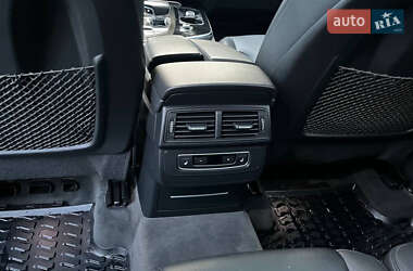 Позашляховик / Кросовер Audi Q7 2016 в 