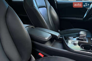Позашляховик / Кросовер Audi Q7 2016 в 