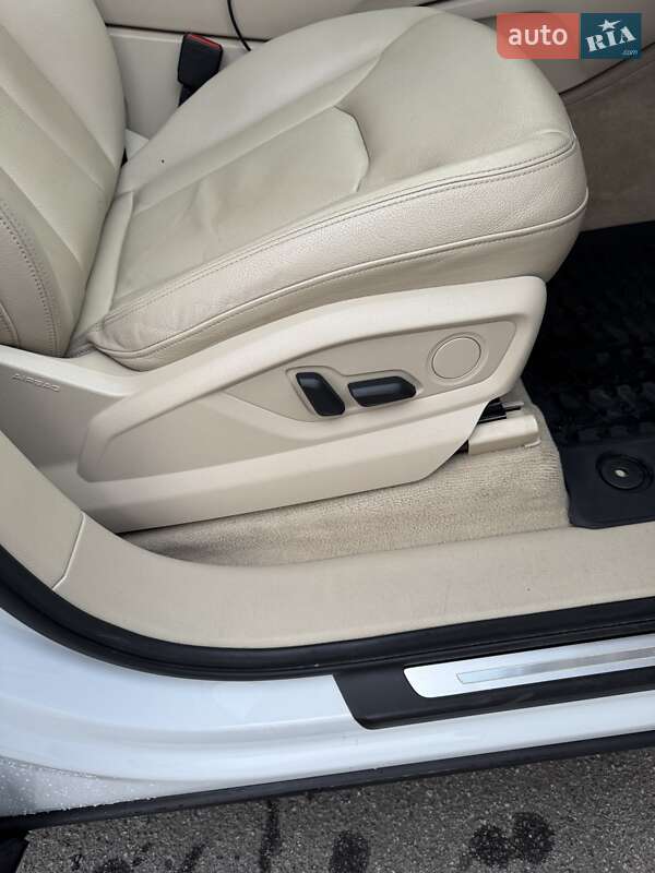 Позашляховик / Кросовер Audi Q7 2019 в Дніпрі