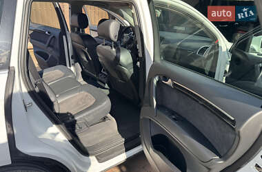 Внедорожник / Кроссовер Audi Q7 2013 в 