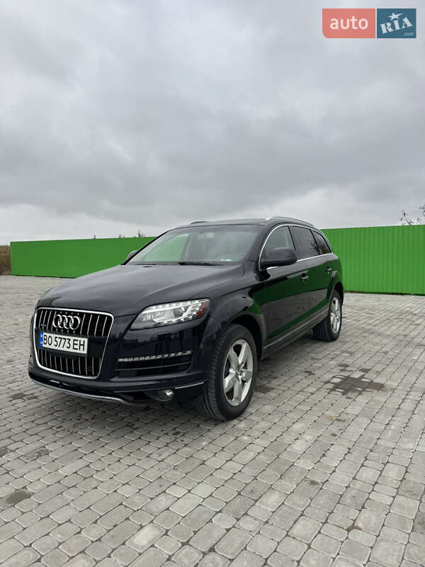 Позашляховик / Кросовер Audi Q7 2015 в 