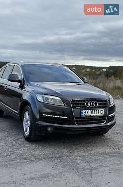 Позашляховик / Кросовер Audi Q7 2006 в 