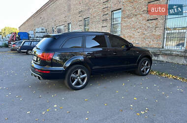 Позашляховик / Кросовер Audi Q7 2015 в 