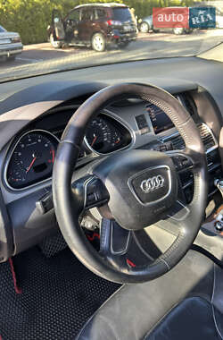 Позашляховик / Кросовер Audi Q7 2015 в 