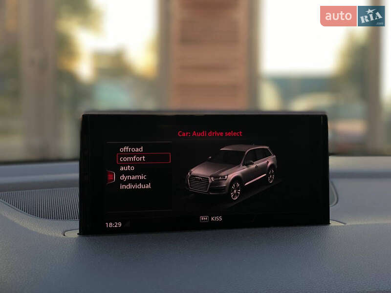 Внедорожник / Кроссовер Audi Q7 2017 в Львове