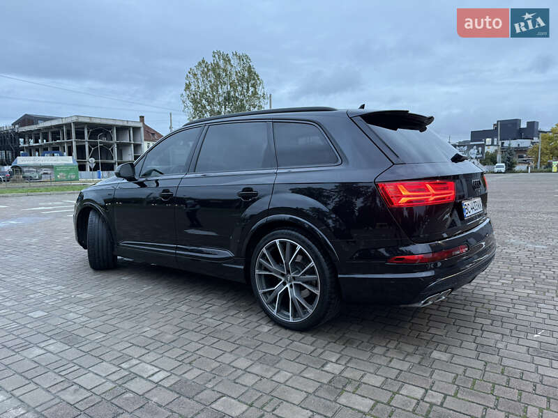 Позашляховик / Кросовер Audi Q7 2015 в Львові фото 5 Позашляховик / Кросовер Audi Q7 2015 в Львові