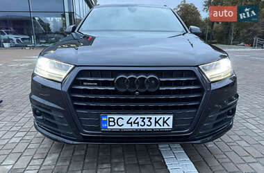 Внедорожник / Кроссовер Audi Q7 2016 в 