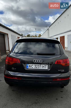 Позашляховик / Кросовер Audi Q7 2006 в 