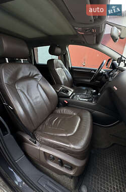Позашляховик / Кросовер Audi Q7 2006 в 