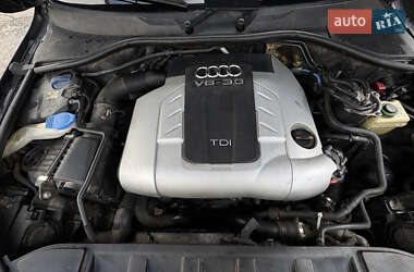 Позашляховик / Кросовер Audi Q7 2006 в 