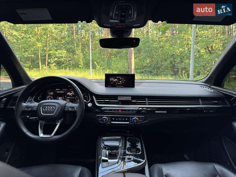 Внедорожник / Кроссовер Audi Q7 2017 в Львове