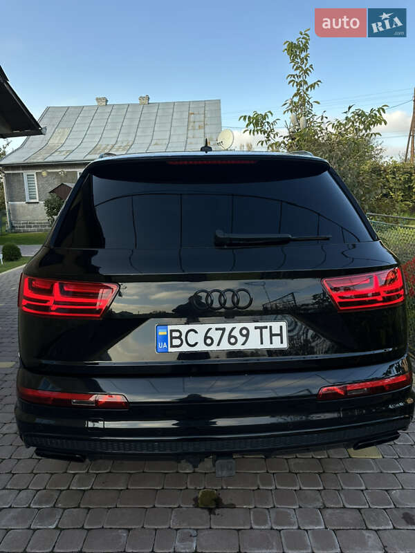 Внедорожник / Кроссовер Audi Q7 2017 в Львове
