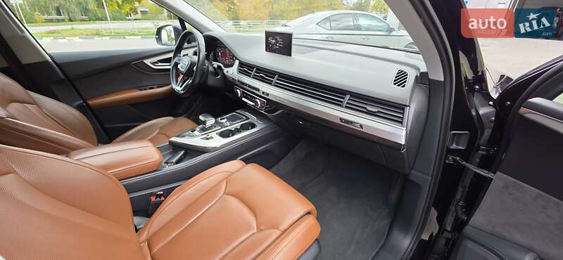 Внедорожник / Кроссовер Audi Q7 2016 в Тернополе