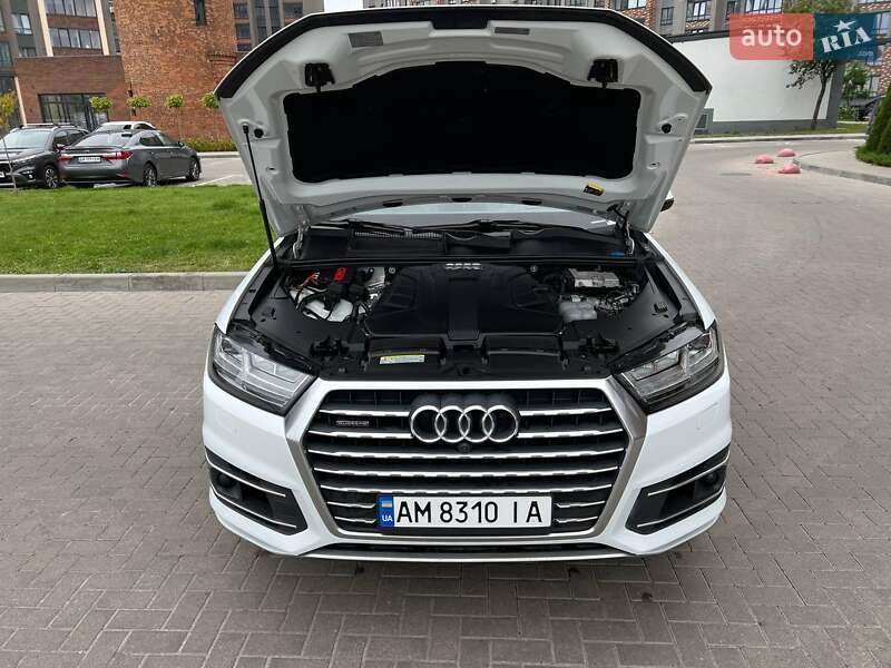 Внедорожник / Кроссовер Audi Q7 2017 в Киеве фото 45 Внедорожник / Кроссовер Audi Q7 2017 в Киеве