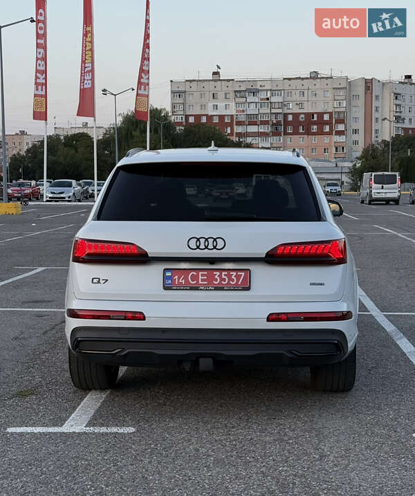 Внедорожник / Кроссовер Audi Q7 2020 в Черновцах