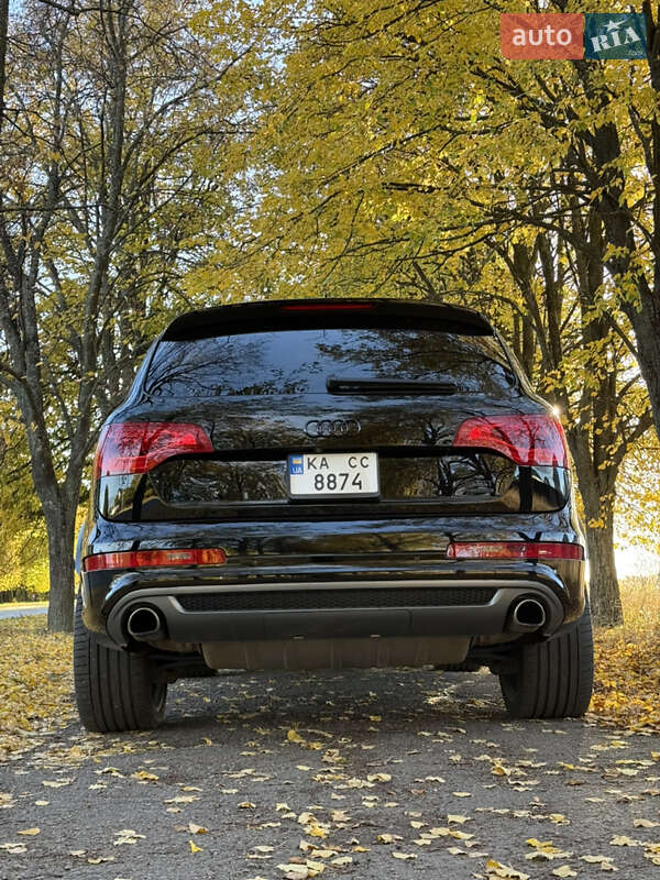 Позашляховик / Кросовер Audi Q7 2013 в Сумах