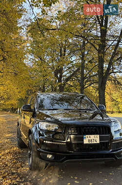 Внедорожник / Кроссовер Audi Q7 2013 в 