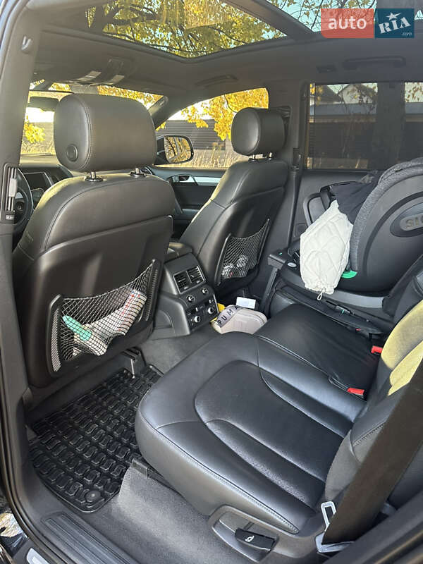 Позашляховик / Кросовер Audi Q7 2013 в Сумах
